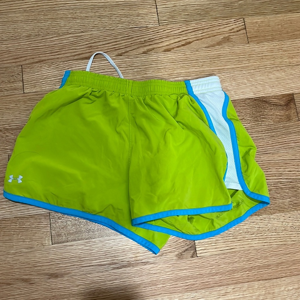 Under Armour Running shorts, sz Sm. EUC